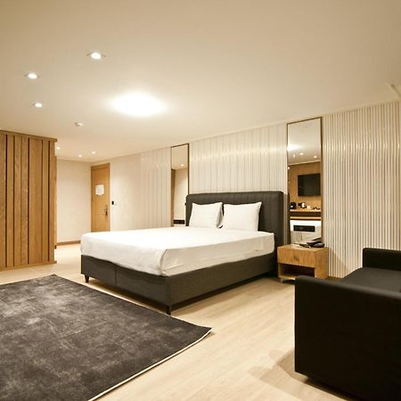 Xloft Hotel Istanbul Exterior foto