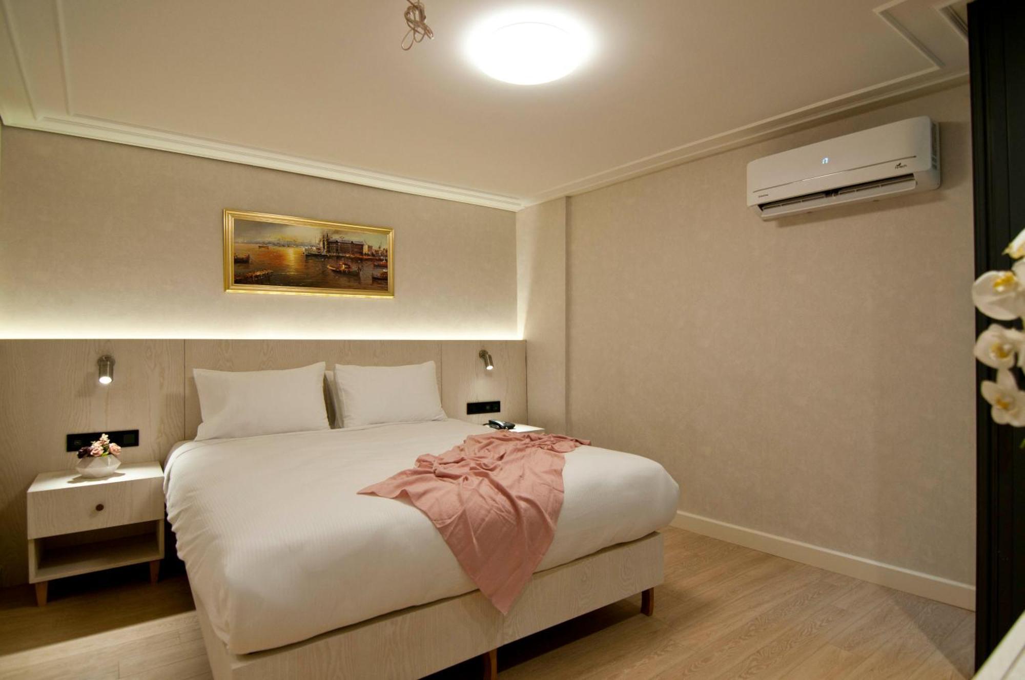 Xloft Hotel Istanbul Exterior foto